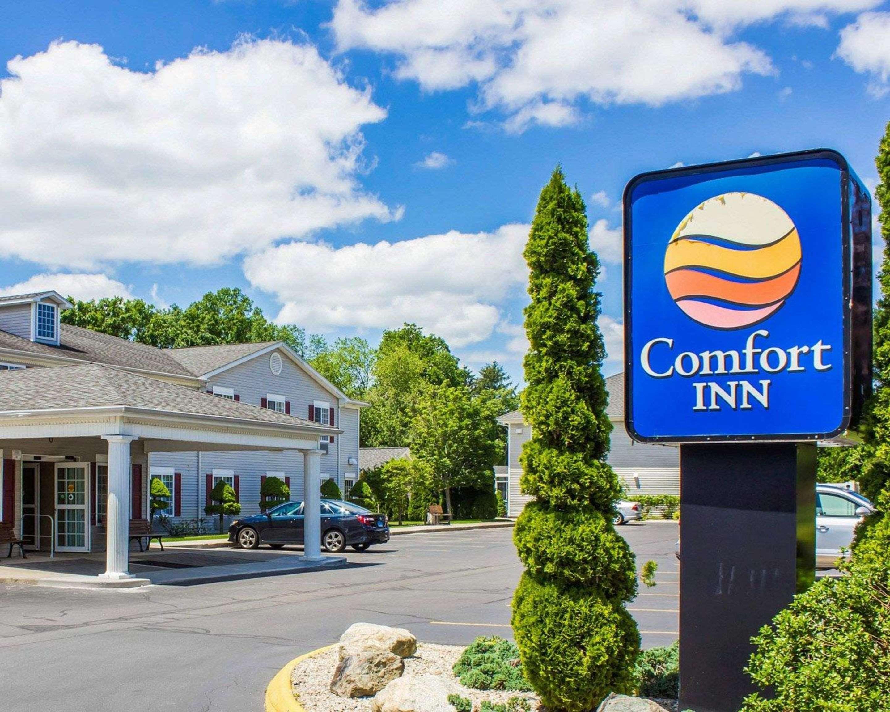 Comfort Inn Guilford near I-95 Exterior foto