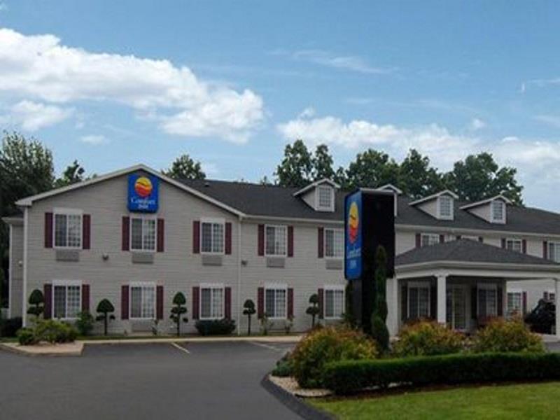 Comfort Inn Guilford near I-95 Exterior foto